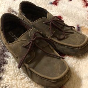 Roper leather Chukkas